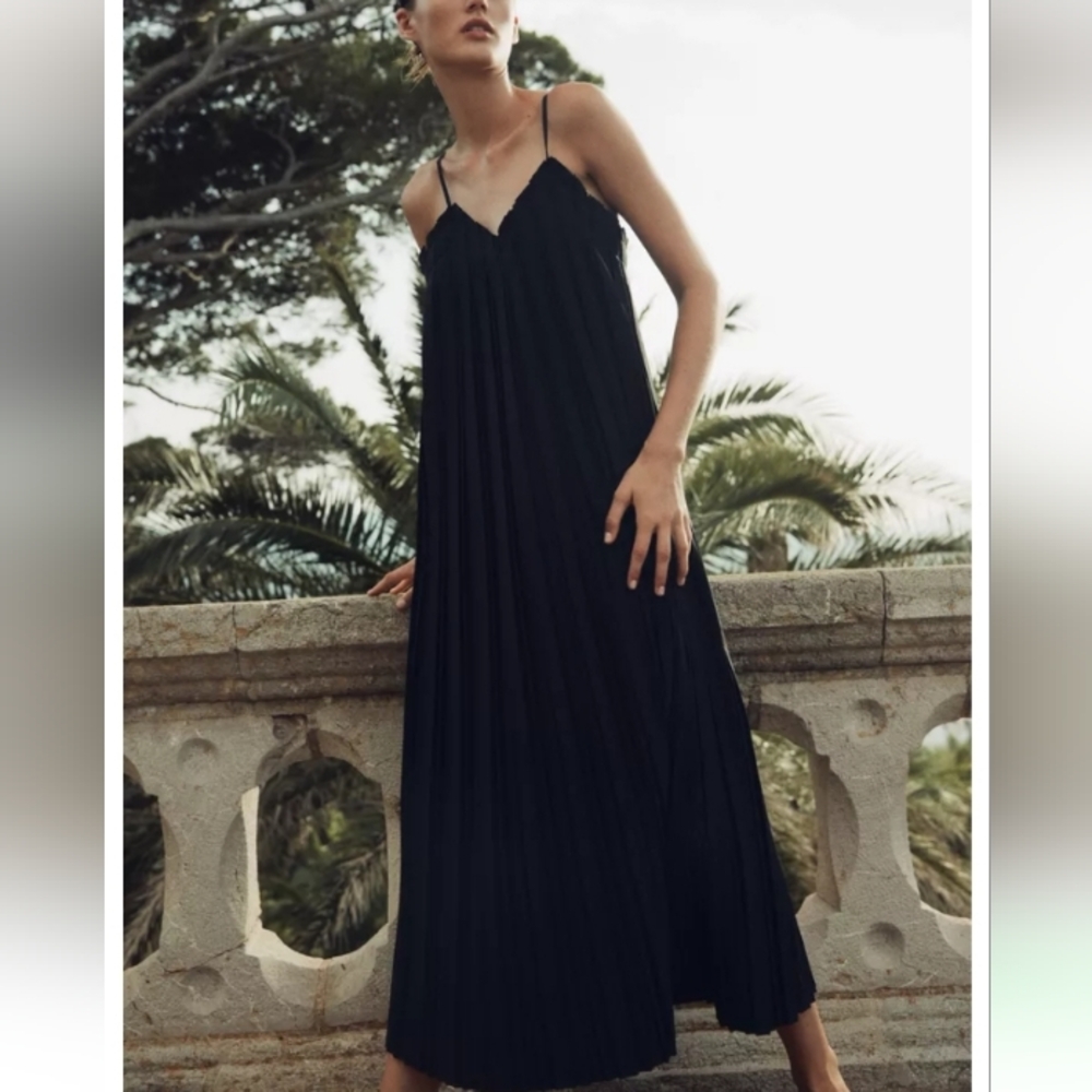 Zara Zw Collection Elegant Black Pleated Maxi Dress Sz-M